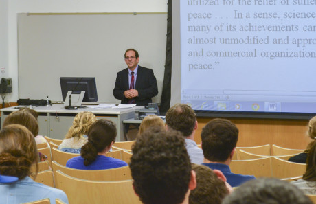 "Should a Professor Be Devoted" Lecture.  Daniel Gordon, professor of history at the University of Massachusetts, Amherst, and interim dean of the Commonwealth Honors College